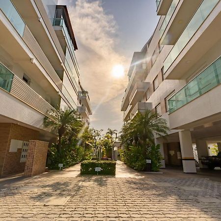 Varandas Do Atlantico - Confortavel Apartamento Em Condo Pe Na Areia Bombinhas Bagian luar foto