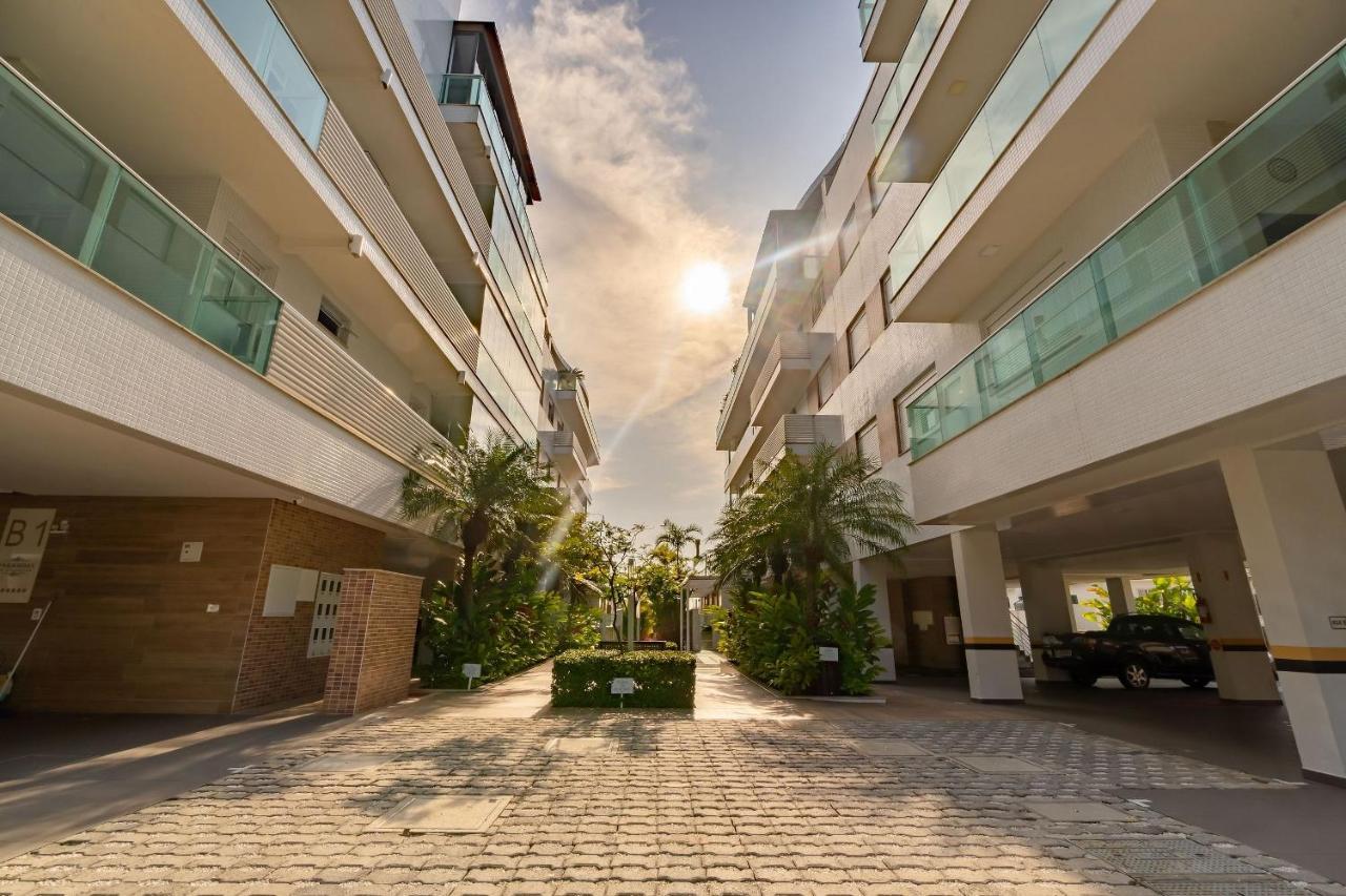 Varandas Do Atlantico - Confortavel Apartamento Em Condo Pe Na Areia Bombinhas Bagian luar foto